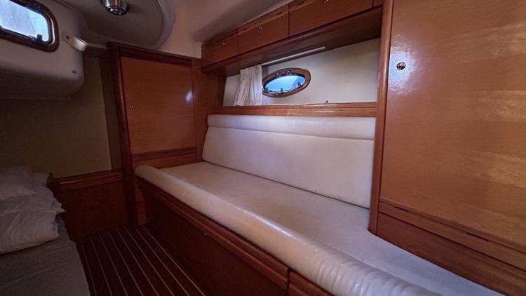 bavaria-38-sport-my-bateau-11-67f77dae3a710103608328.jpg