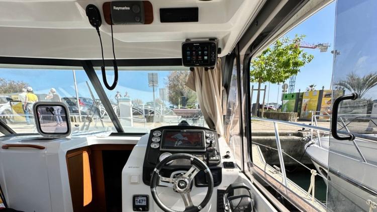 beneteau-antares-30s-2-68b96b8ce3964719267763.jpg