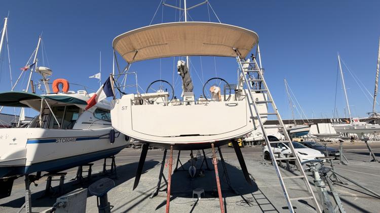 beneteau-oceanis-38-1-performance-my-bateau-cap-d-agde-14-68ee5ff879398511541789.jpg