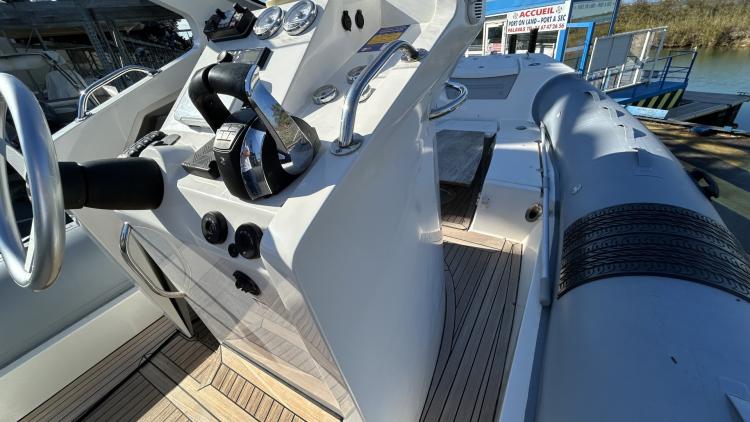 pirelli-880-l-edition-my-bateau-1-6908c3c1a9798975829014.jpg