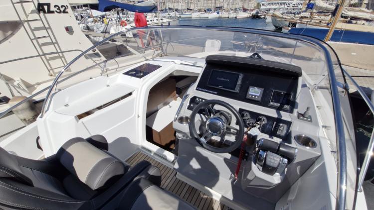jeanneau-cap-camarat-9-0-wa-my-bateau-marseille-45-68d25b054a4e6985251839.jpg