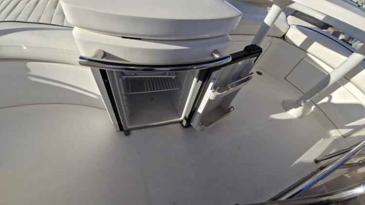 fairline-phantom-40-my-bateau-bandol-11-68ee8988086f8647859218.jpg