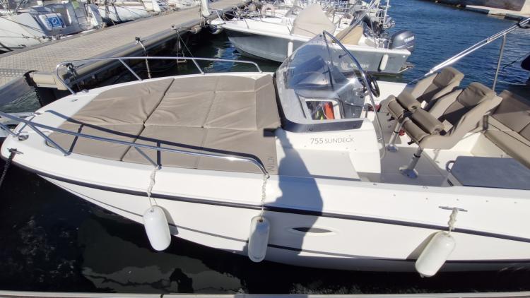 quicksilver-755-sundeck-my-bateau-marseille-43-6826f879df7c8983402720.jpg