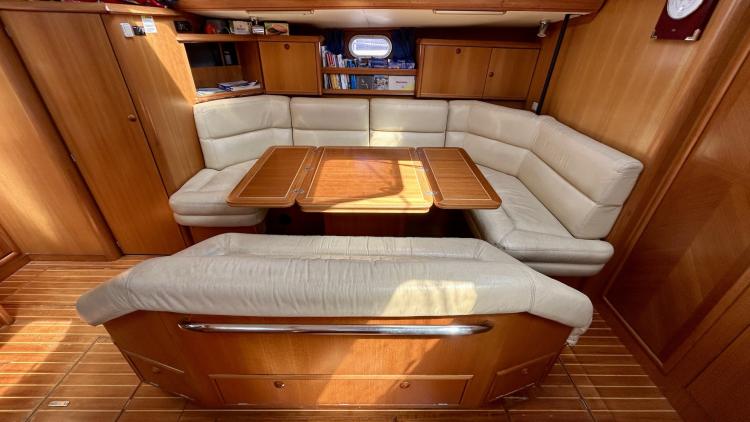 sun-odyssey-52-46-685d6f42820d5794888737.jpg