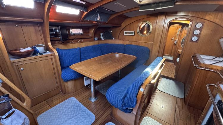 jeanneau-sun-kiss-47-my-bateau-cap-d-agde-18-68de4df292714563510155.jpg
