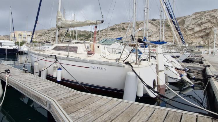 jeanneau-fantasia-mybateau-marseille-1-68b042634a1a3552060434.jpg