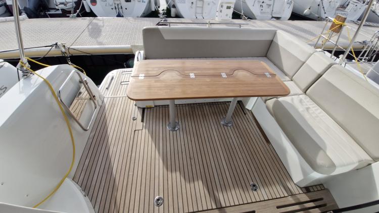 jeanneau-nc-33-my-bateau-marseille-103-68e92c5913abf928069450.jpg