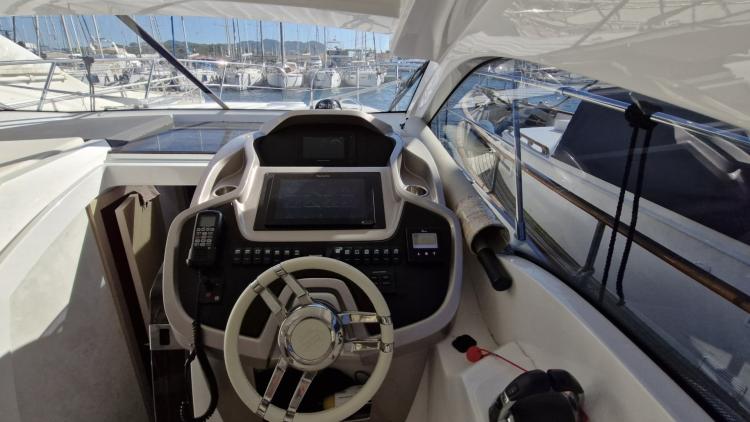sessa-c35-my-bateau-bandol-53-684297d440db9137257818.jpg