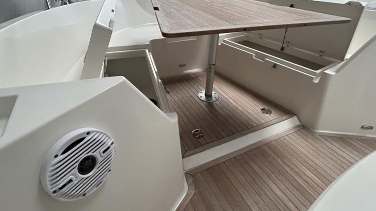 white-shark-280-cc-evo-my-bateau-7-67f7cee438152383851650.jpg