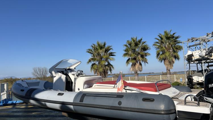 pirelli-880-l-edition-my-bateau-9-6908c385b3a55534422524.jpg
